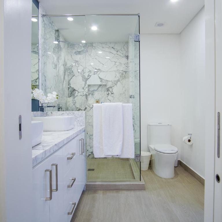 Stay in Luxury/Splash in New Lazy River this Winter Encanatame Towers 903 - Vacation Home - 23
