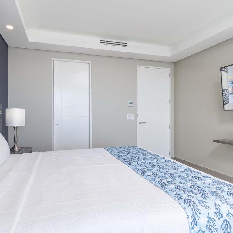 Splash in New Lazy River/Stay in Modern Luxury Encantame C-705 - Casa - 23