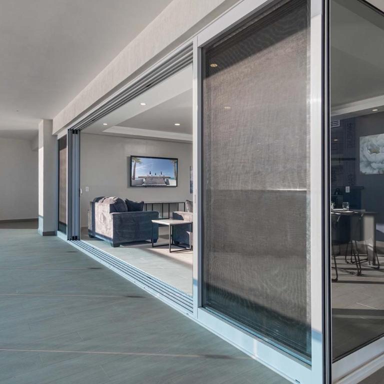 Splash in New Lazy River/Stay in Modern Luxury Encantame C-705 - Casa - 31