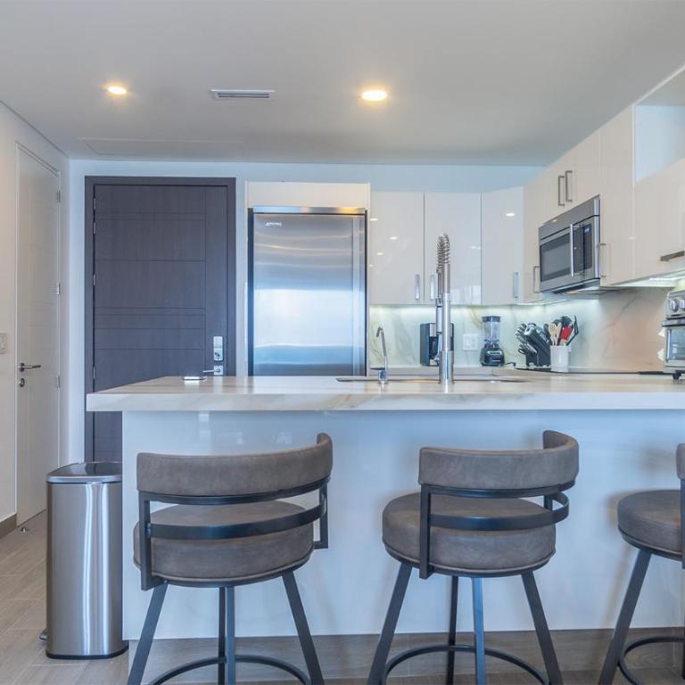 Unique condo by the beach at Encantame Towers W1803 - Casa - 4
