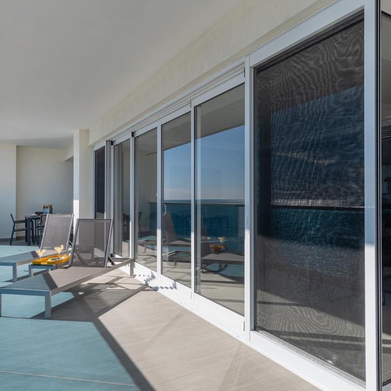 Splash in New Lazy River/Stay in Modern Luxury Encantame C-705 - Casa - 33