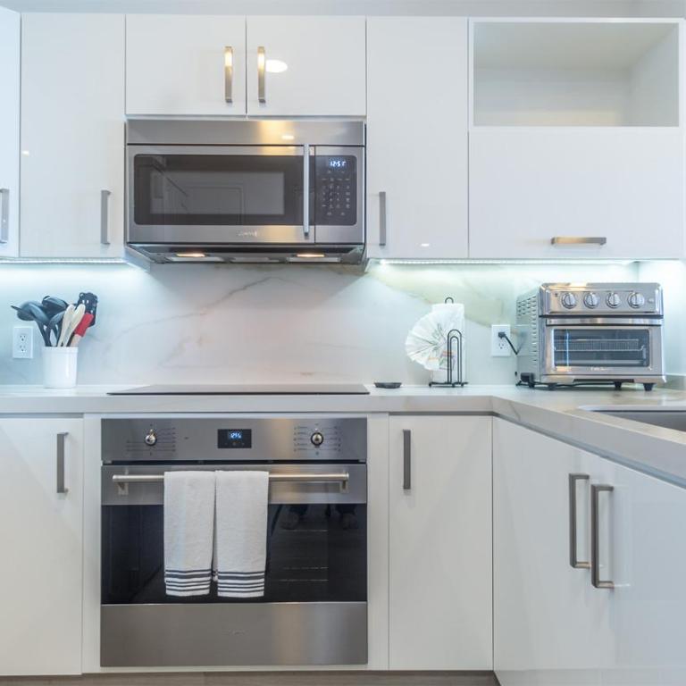 Unique condo by the beach at Encantame Towers W1803 - Casa - 10