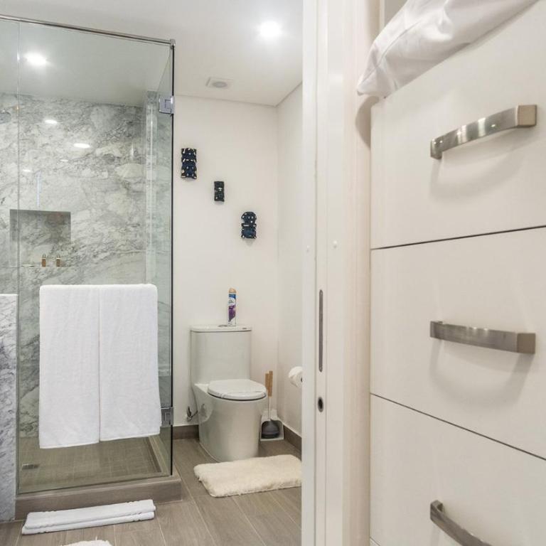 Unique condo by the beach at Encantame Towers W1803 - Casa - 17