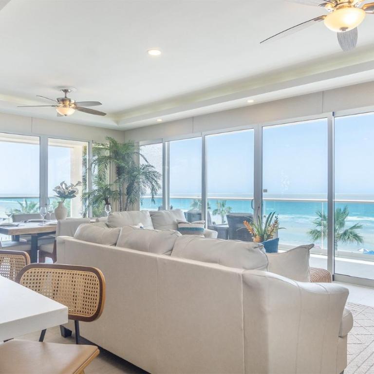 Unique condo by the beach at Encantame Towers C305 - Casa - 5