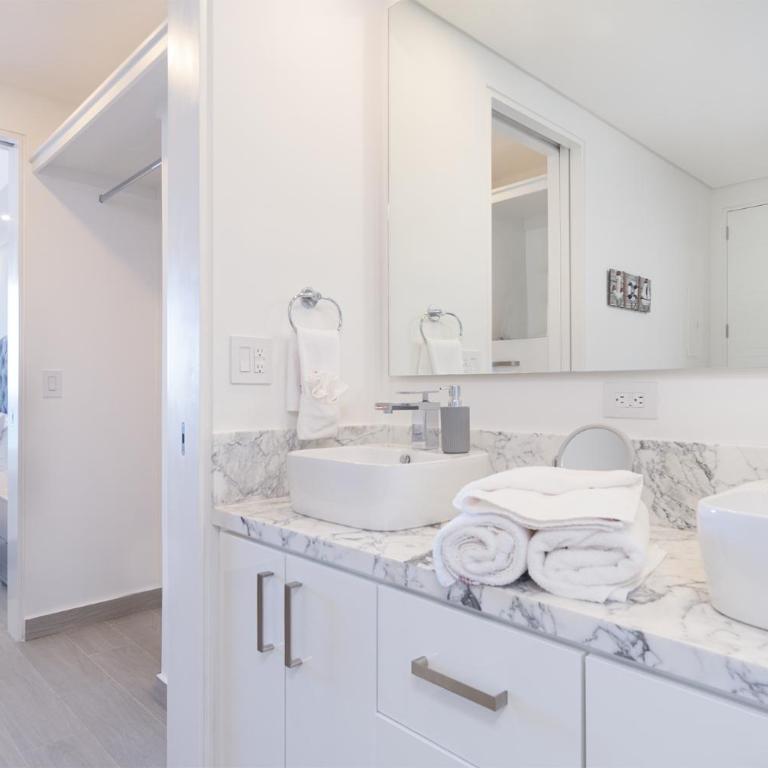 Splash in The New Lazy River and Sleep In Luxury Encantame Towers Velero 303 - Vacation Home - 14