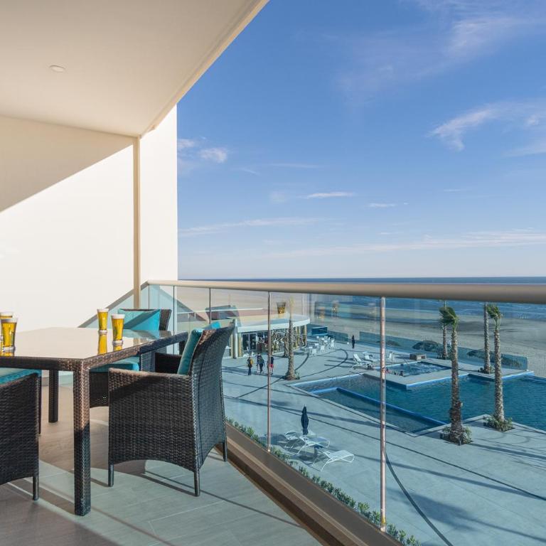 Splash in The New Lazy River and Sleep In Luxury Encantame Towers Velero 303 - Vacation Home - 20