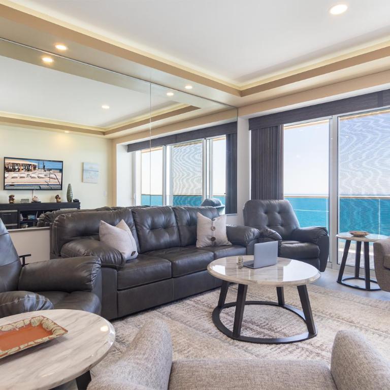 Splash in The New Lazy River and Sleep In Luxury Encantame Towers C 1204 - Vacation Home - 3