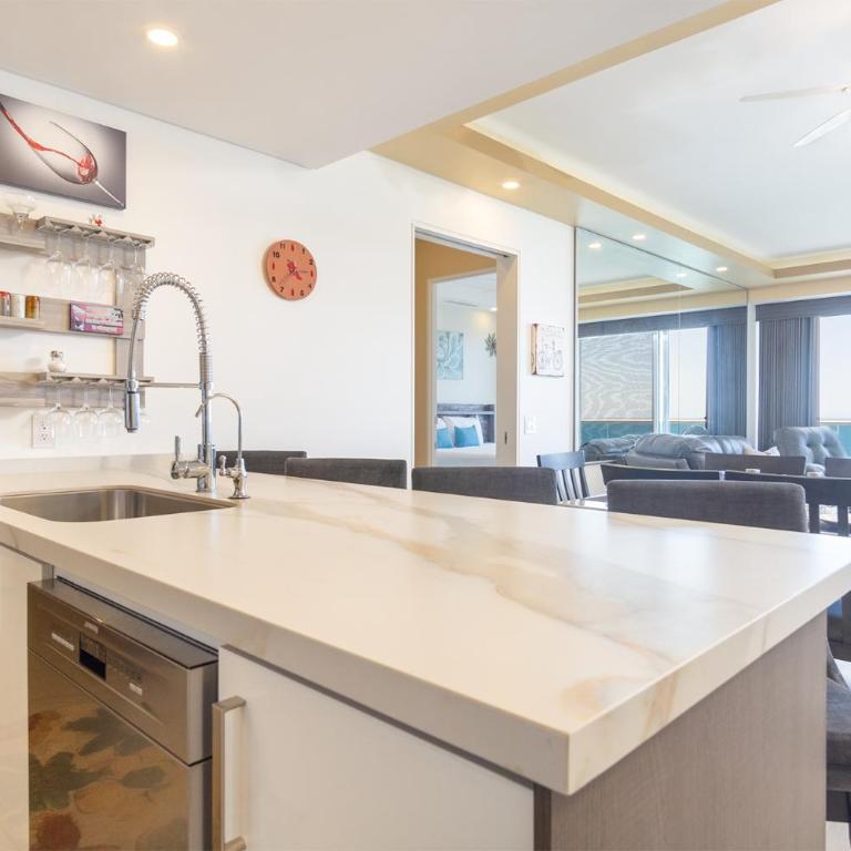 Splash in The New Lazy River and Sleep In Luxury Encantame Towers C 1204 - Vacation Home - 7