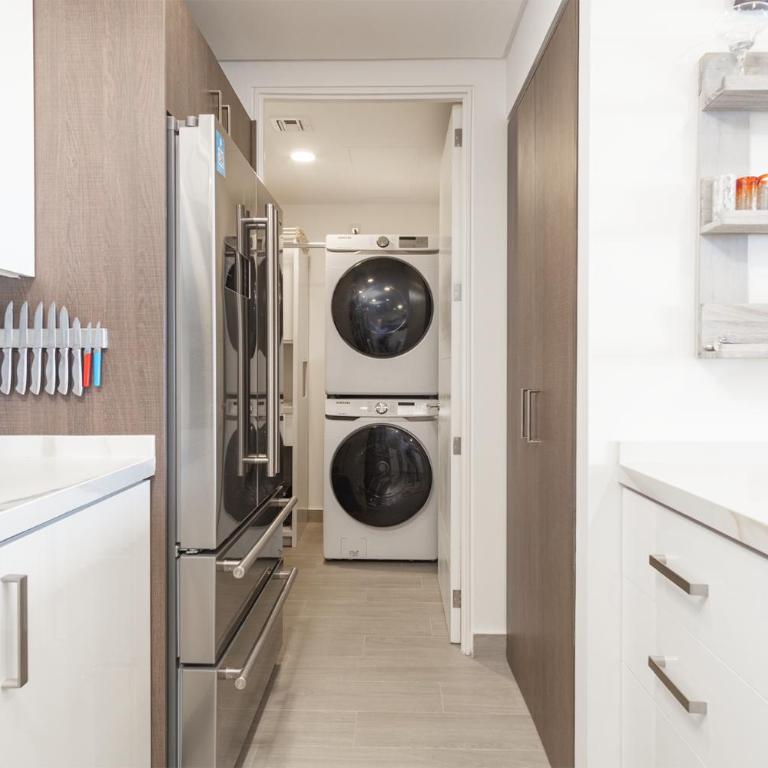 Splash in The New Lazy River and Sleep In Luxury Encantame Towers C 1204 - Vacation Home - 9