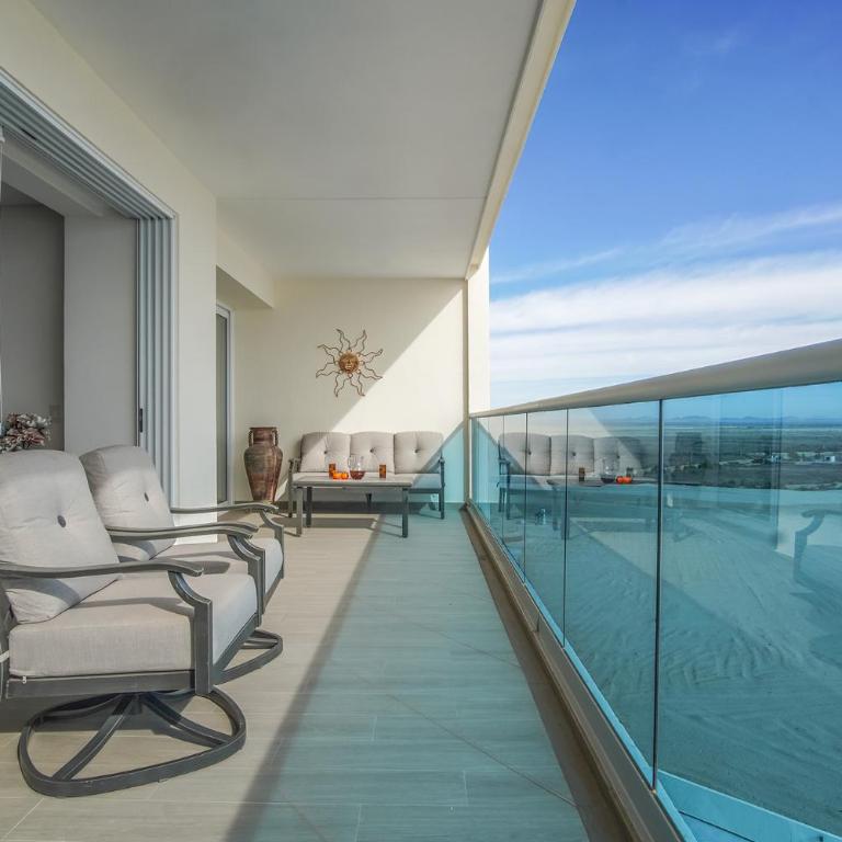 Marvelous 2 bedroom condo Encantame Towers Verano 604 - Casa - 26