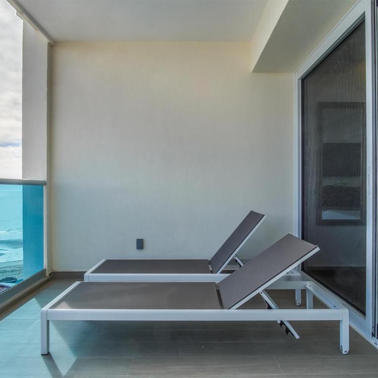 Marvelous 2 bedroom condo Encantame Towers Verano 604 - Casa - 25
