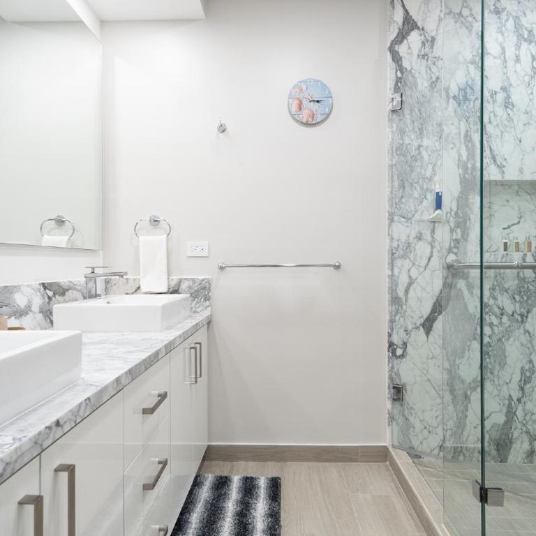 Splash in The New Lazy River and Sleep In Luxury Encantame Towers C 1204 - Vacation Home - 20