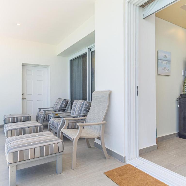 Splash in The New Lazy River and Sleep In Luxury Encantame Towers C 1204 - Vacation Home - 27