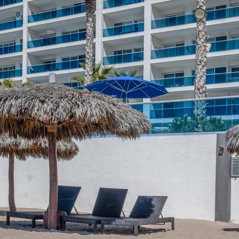 Waterfront Getaway 2 Bedroom Condo W1102 - Casa - 31
