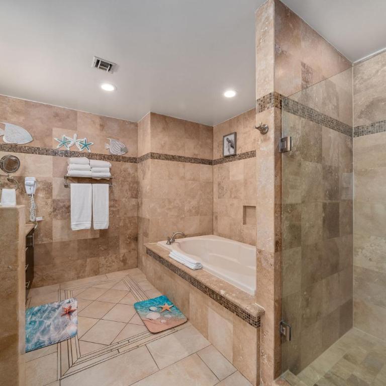 Las Palomas OV 4BR 4BA Cortez 901 - Apartamento - 40