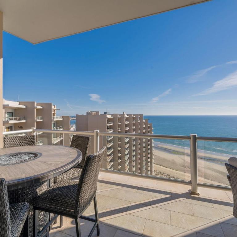 Las Palomas OV 2BR 2BA Penthouse Cortez 1604 - Apartamento - 35