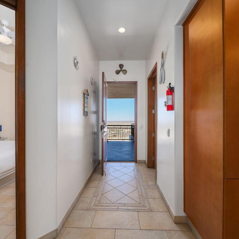 Las Palomas OV 2BR 2BA Penthouse Cortez 1604 - Apartamento - 47