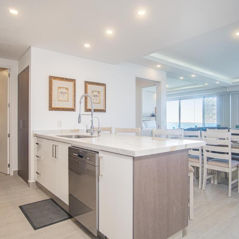 Splash in The New Lazy River and Sleep In Luxury Encantame Towers Velero 2202 - Vacation Home - 6