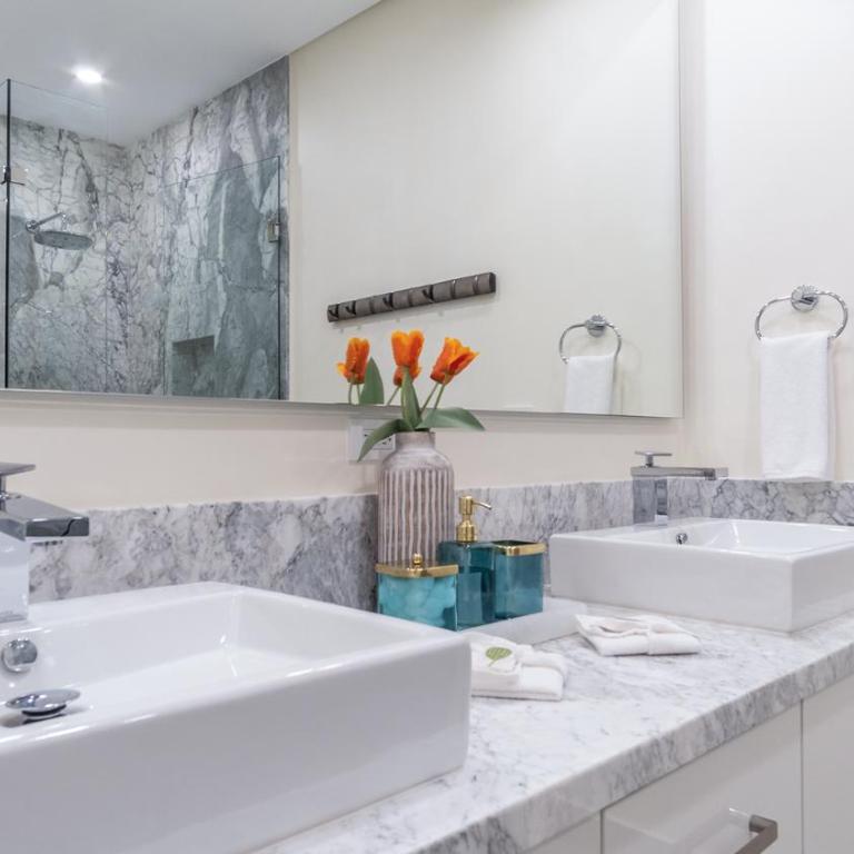 Amazing two bedroom beach front condo W1105 - Casa - 25