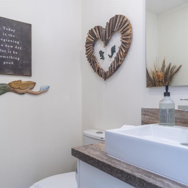 Amazing two bedroom beach front condo W1105 - Casa - 24
