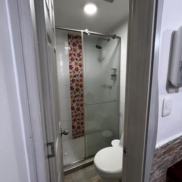 Elizabetha Hostal - Cama individual en dormitorio mixto - 3