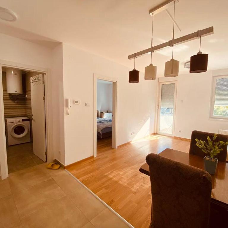 Lucky's House S - Two-Bedroom Apartment - 1