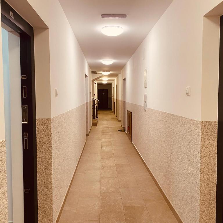 Lucky's House S - Two-Bedroom Apartment - 29