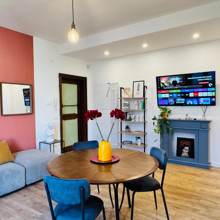 Maison Mansart - Two-Bedroom Apartment - 6