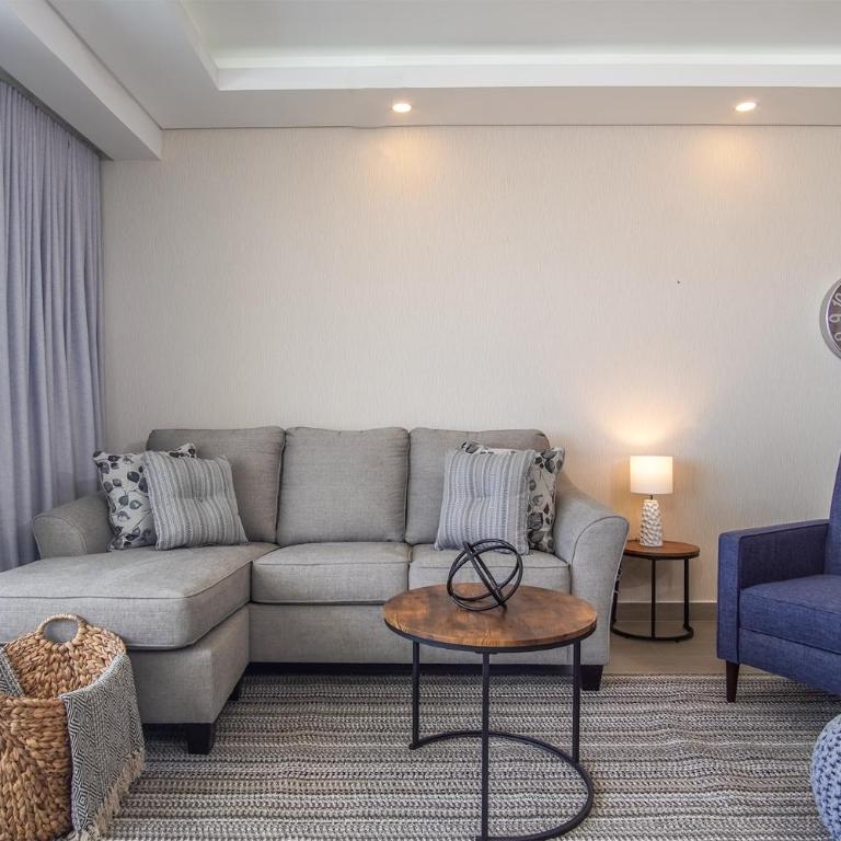 Cozy beach front getaway Encantame Towers E304 - Casa - 3