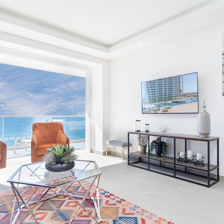 Amazing 2 bedroom Beach Front Condominium at Encantame C1102 - Vacation Home - 4