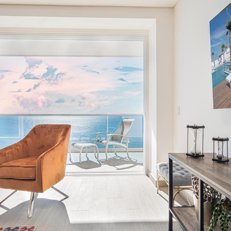 Amazing 2 bedroom Beach Front Condominium at Encantame C1102 - Vacation Home - 5