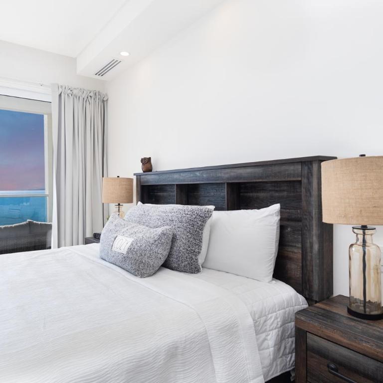 Amazing 2 bedroom Beach Front Condominium at Encantame C1102 - Vacation Home - 19