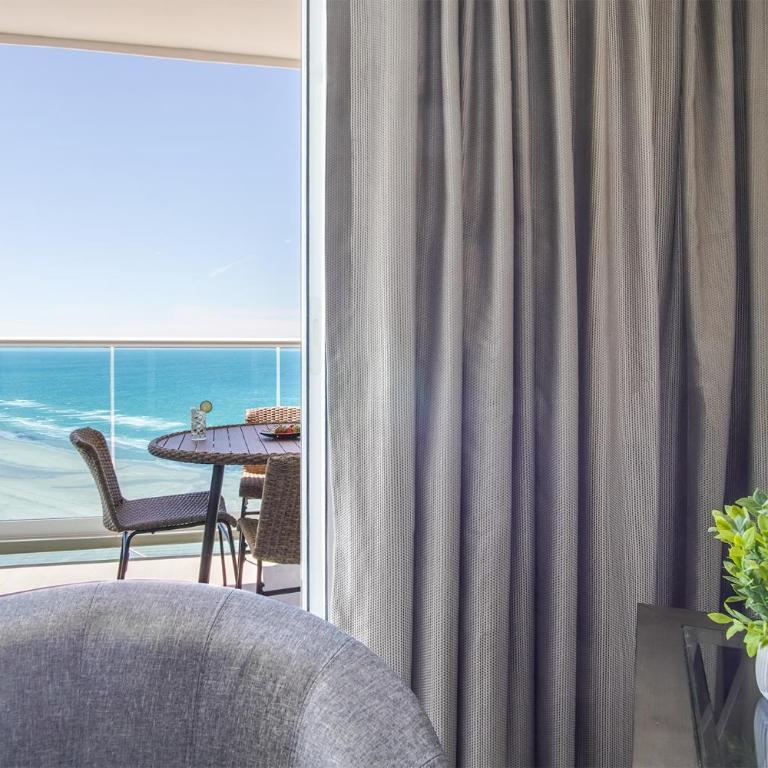 Panoramic beach front condo Verano 1703 - Casa - 20