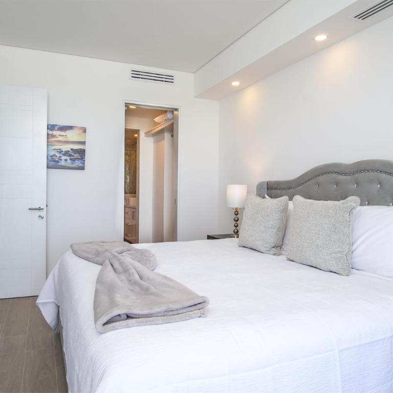 Panoramic beach front condo Verano 1703 - Casa - 12