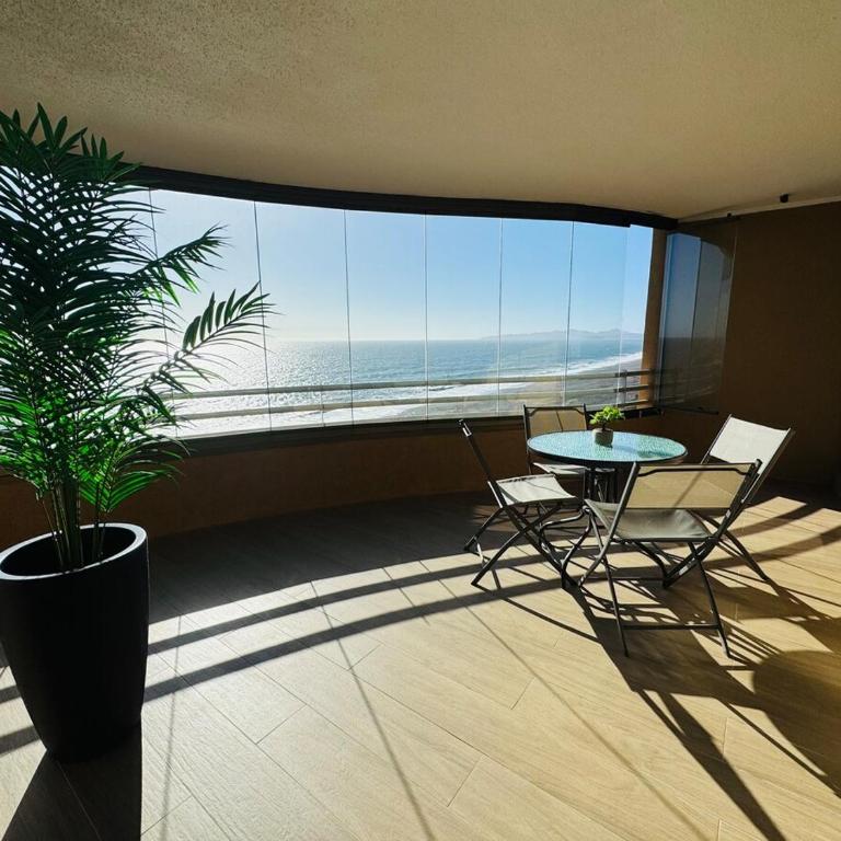 Departamento frente al mar - Two-Bedroom Apartment - 14
