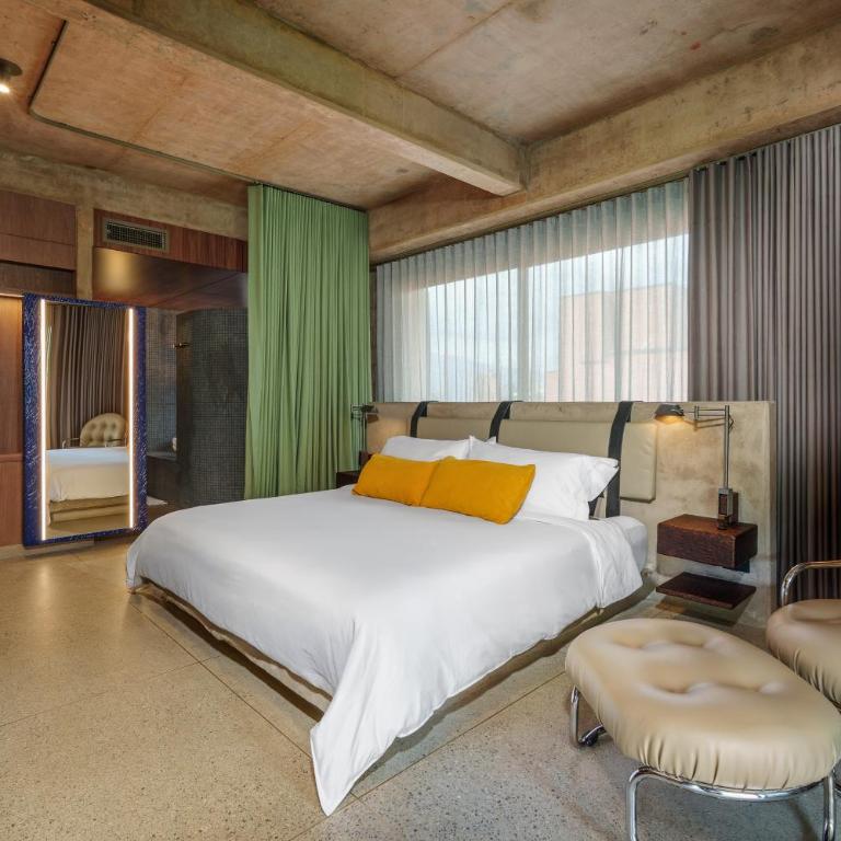 23 Living - Two-Bedroom Deluxe Apartment with Balcony - 14