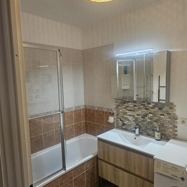 Logement entier F4 - Appartement 3 Chambres - 16