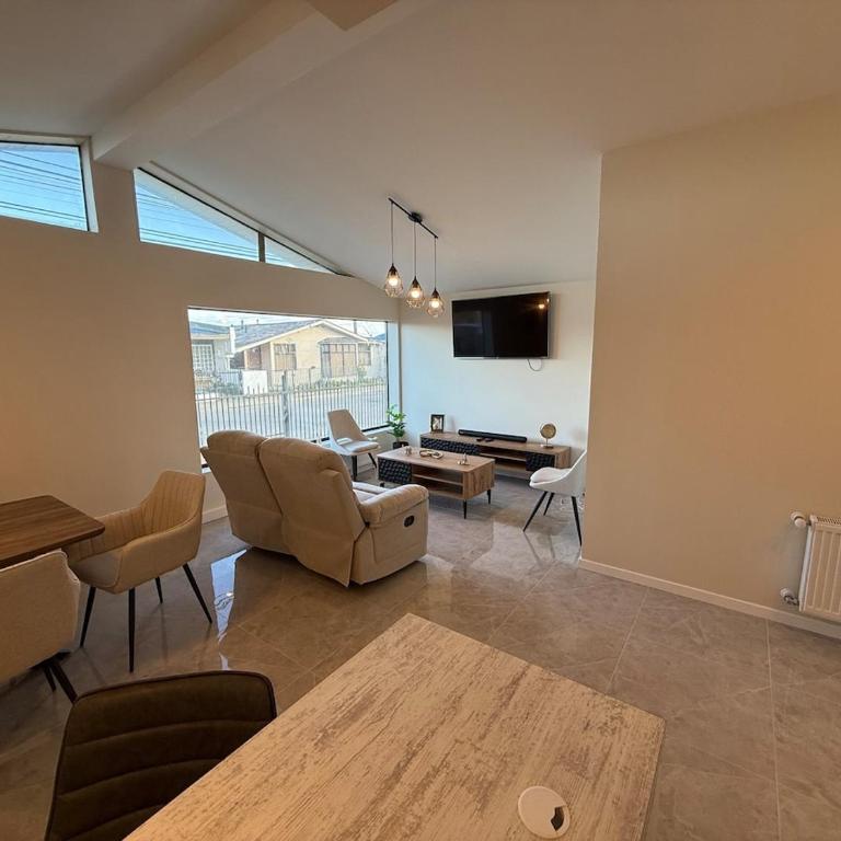 Casa cerca costanera central - Casa con 1 dormitorio - 1