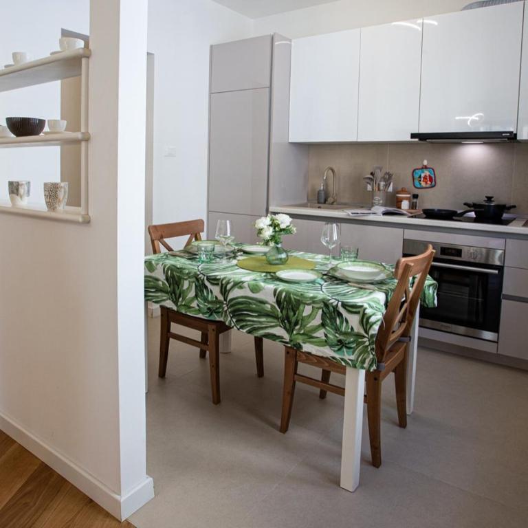 Cristal Apartment - Appartamento con 1 Camera da Letto con Balcone e Vista Città - 3