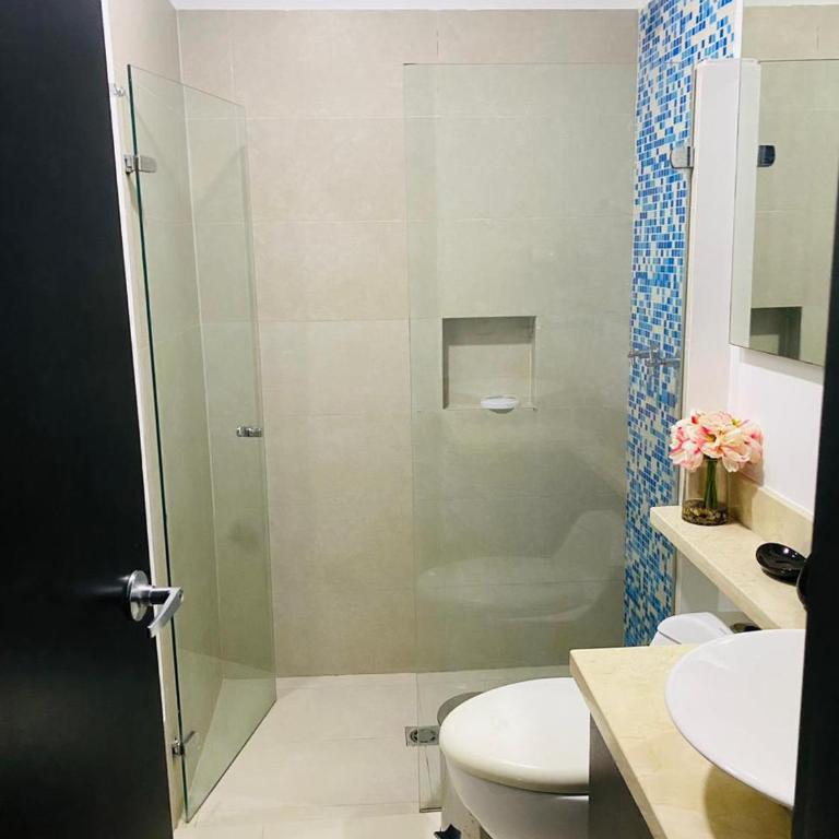 Hospedajes,Palmettos,Bocagrande,Cartagena,Turismocolombia-fit - Three-Bedroom Apartment with Sea View - 16