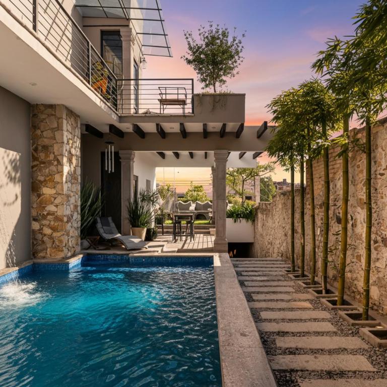 Vista Vieja, 6BR Luxury Villa with Pool & City Views - Villa - 28