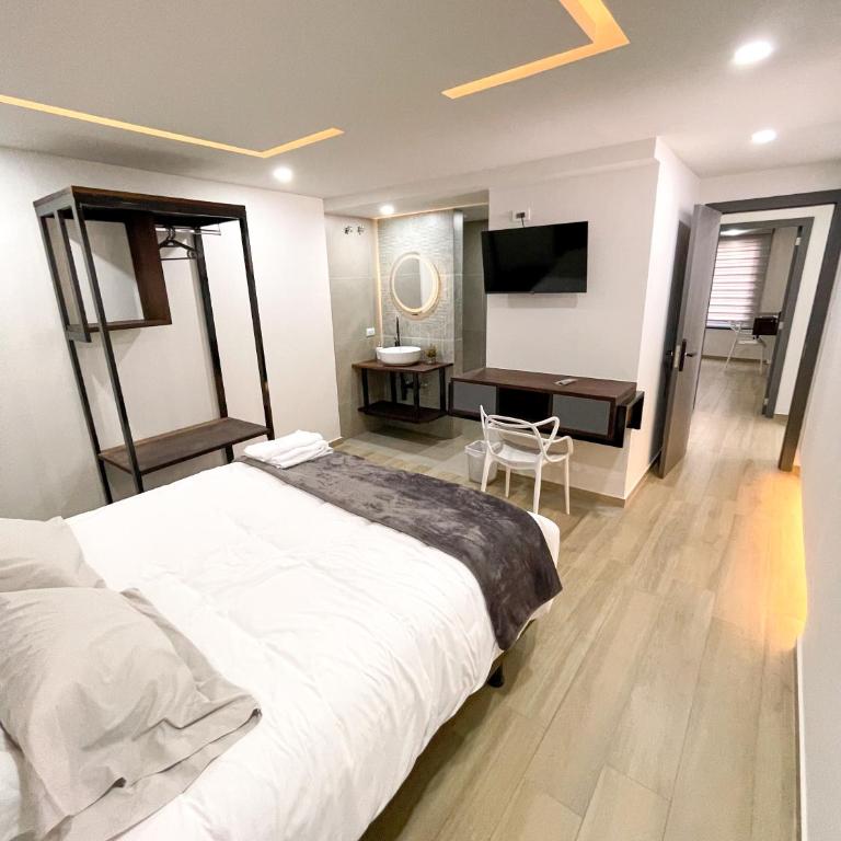 Casa Uldita - Two-Bedroom Apartment - 5