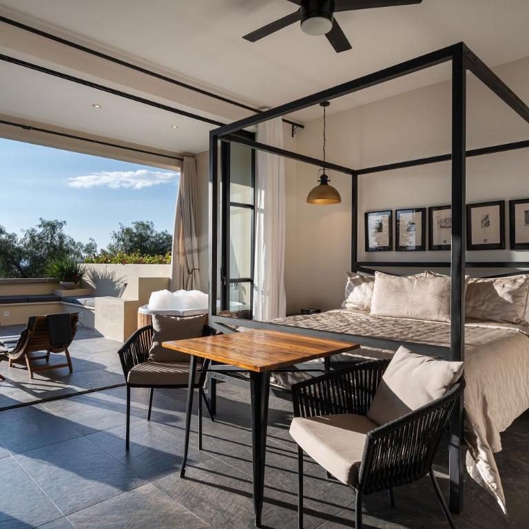 Vista Vieja, 6BR Luxury Villa with Pool & City Views - Villa - 39