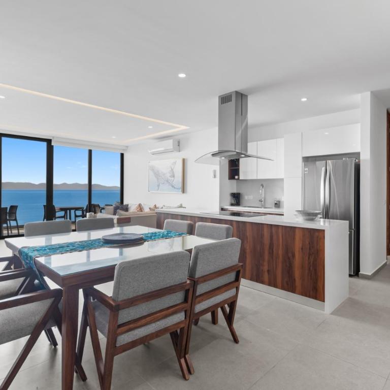 Apartment with Ocean Views - 3 bedrooms - Apartamento - 3