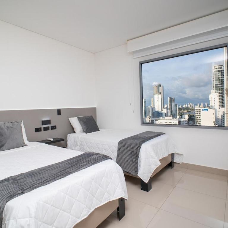 Luxury-Ocean view apartment in Bocagrande - Three-Bedroom Apartment - 31