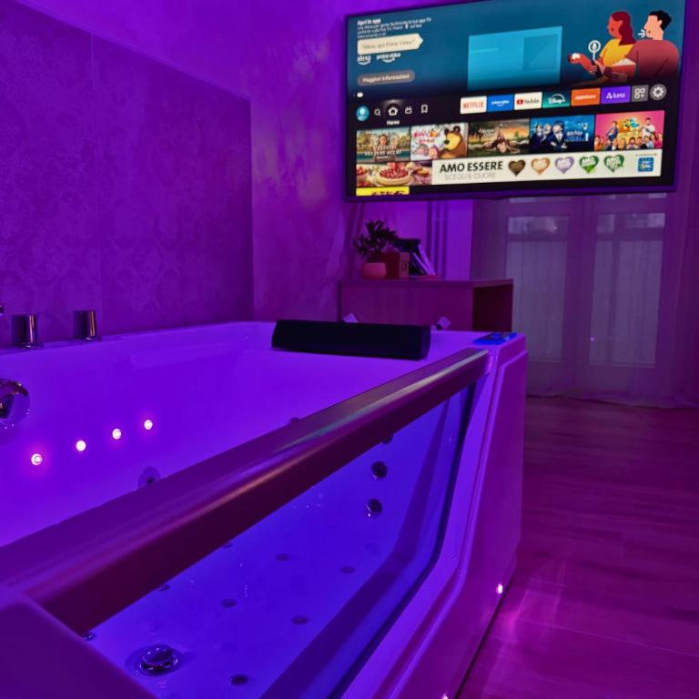 SuiteHeart Torino Private Jacuzzi - One-Bedroom Apartment - 4
