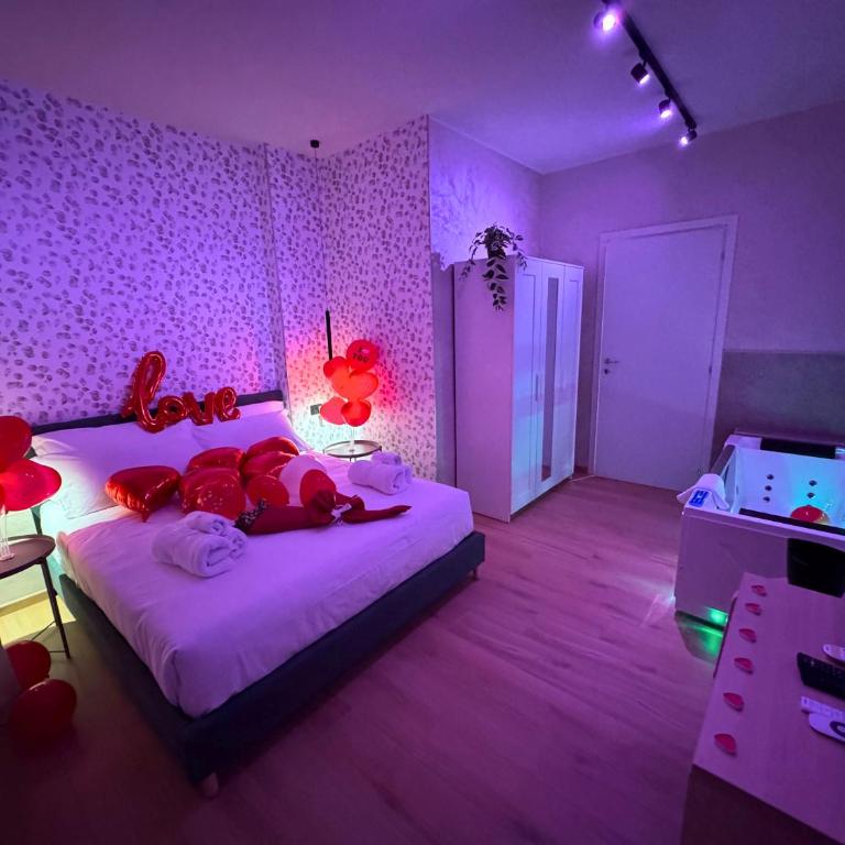 SuiteHeart Torino Private Jacuzzi - One-Bedroom Apartment - 1