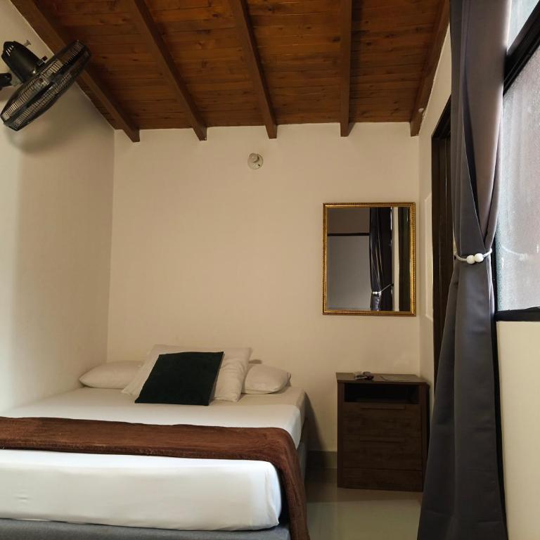 Hotel Palma De Sevilla - Habitación Individual Estándar - 3