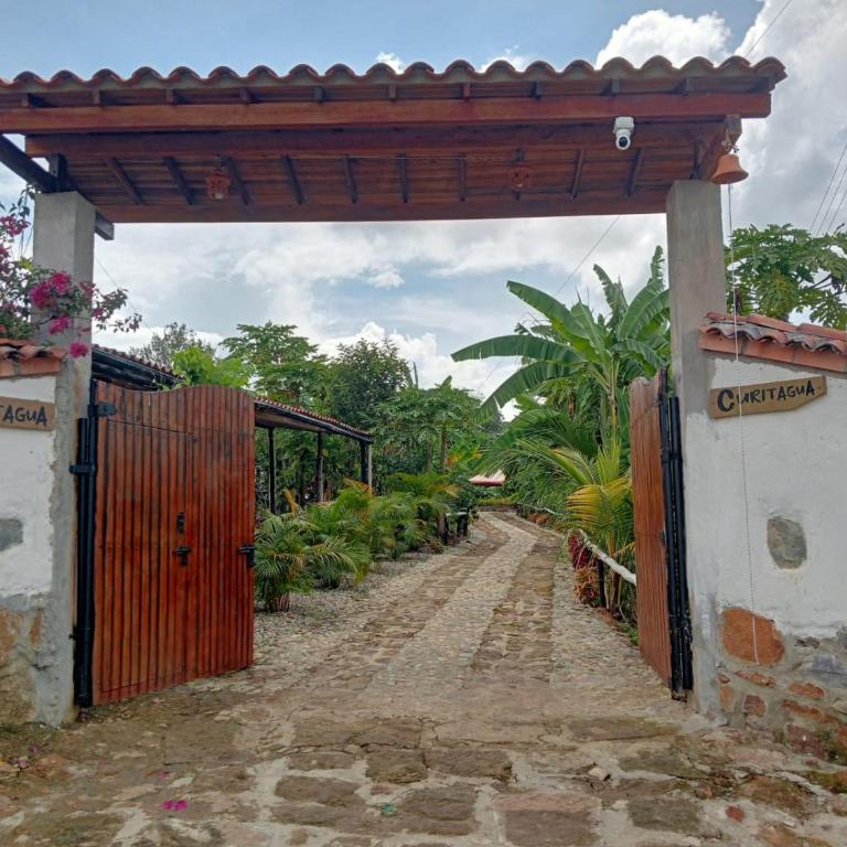 Curitagua Hotel Campestre - Family Room with Private Bathroom - 9