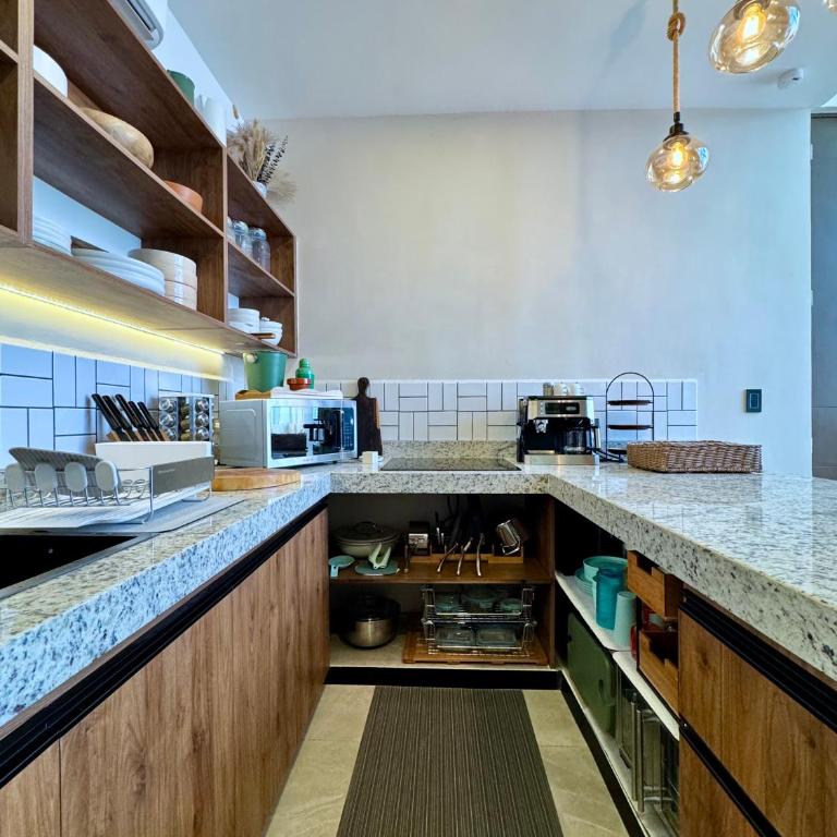 Luxury penthouse with private pool and paddle tennis - One-Bedroom Apartment - 40